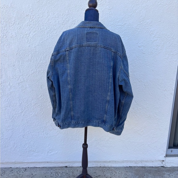Vintage Levi's Trucker Jacket - Picture 4 of 6